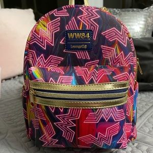 Loungefly Wonder Woman Mini Backpack